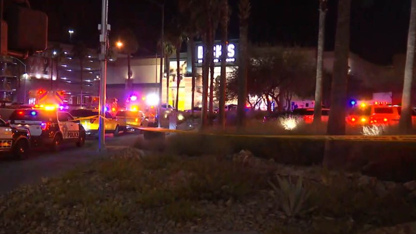 Tres personas heridas tras tiroteo en el Strip de Las Vegas