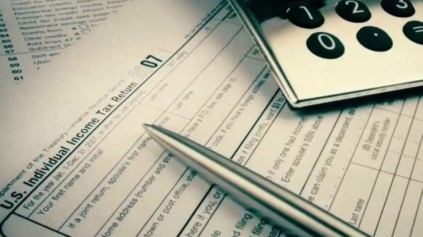 Two_Extra_Days_in_Tax_Season.jpg
