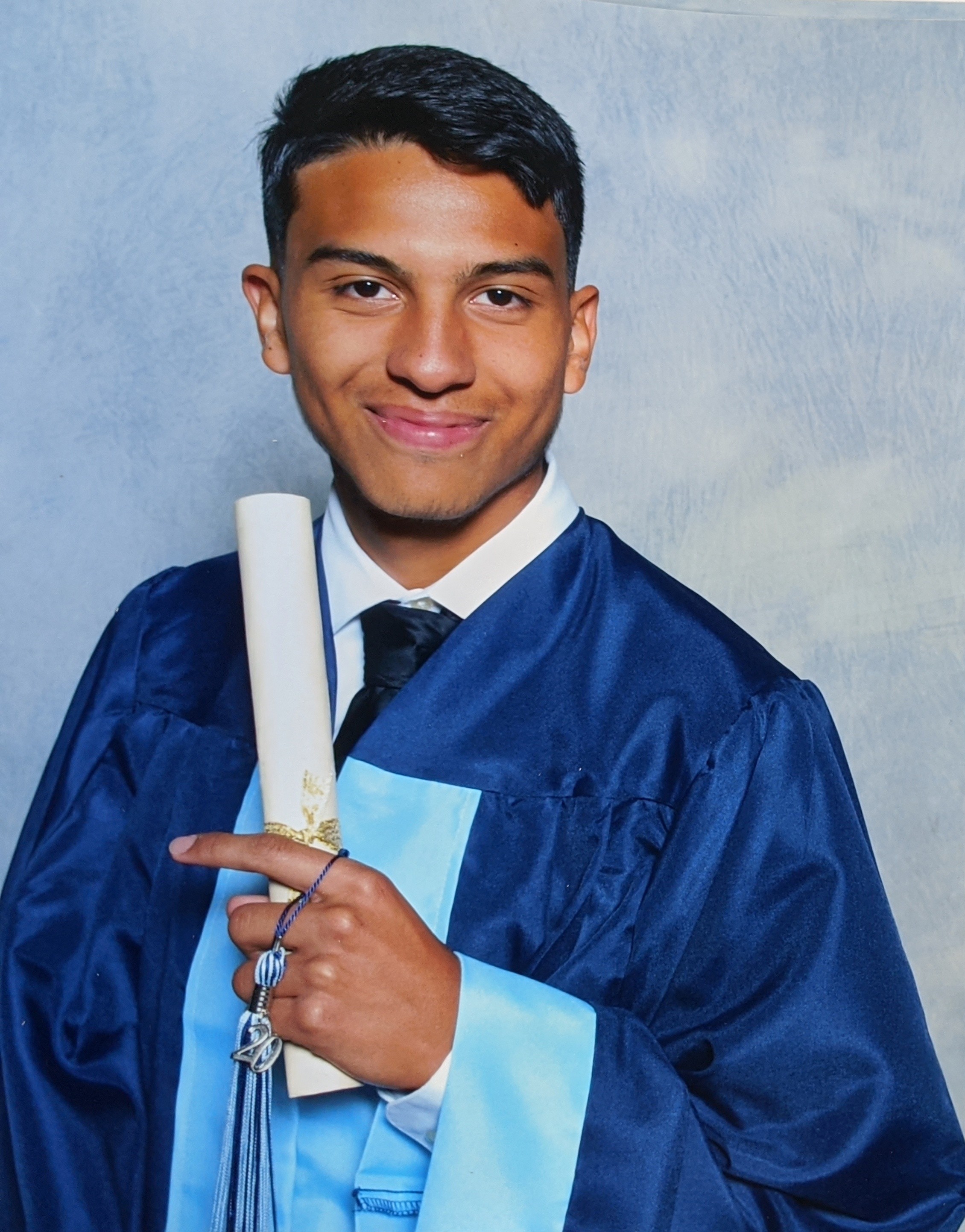 Ángel Contreras - Chapin High School