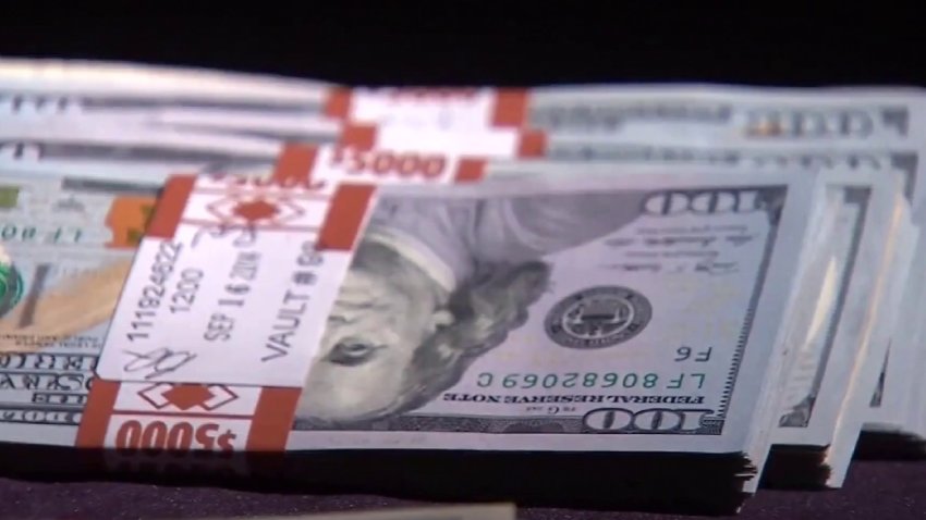 ¿Aún no recibes tu cheque de estímulo económico? Estas pueden ser las razones