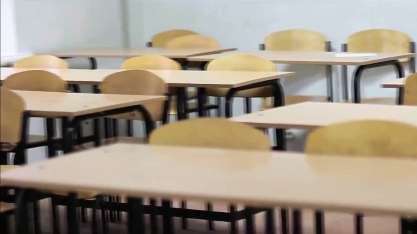 Aula-escuela-vacía-genérica