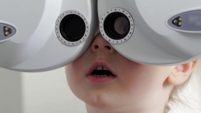 Educación virtual genera preocupación por la salud ocular de los estudiantes