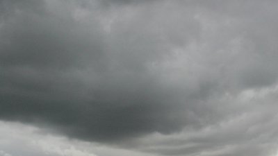 Miércoles parcialmete nublado con 24% posibilidad de lluvias