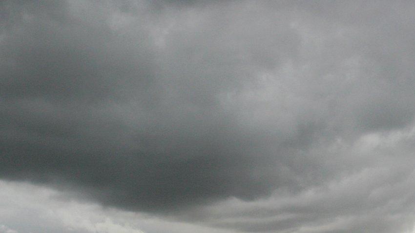 Miércoles parcialmete nublado con 24% posibilidad de lluvias