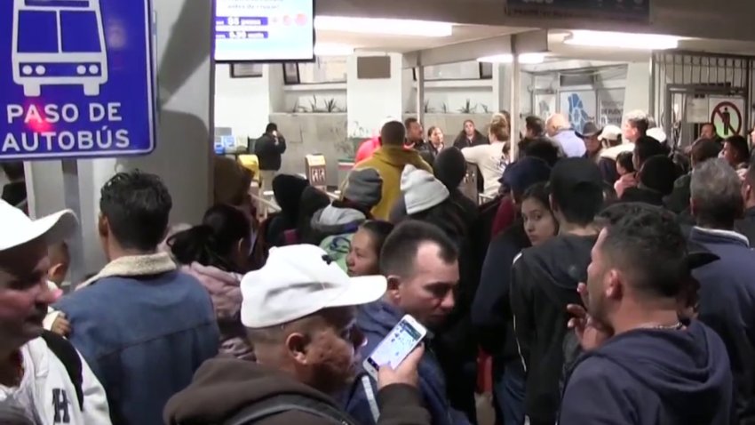 Tras meses varados en México, inmigrantes fijan sus esperanzas en Biden para ingresar a EEUU