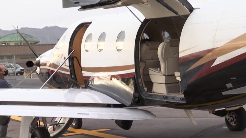 Llega a El Paso una exclusiva forma de viajar en avión