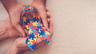 Mes del autismo: organizaciones que ayudan a la comunidad en Arizona