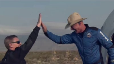 Vuelve a la Tierra: mira la llegada de los tripulantes del Blue Origin