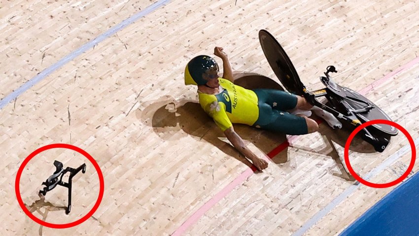 Extraña falla en su bicicleta lo hace caer en Tokyo 2020 y mira qué pasa después