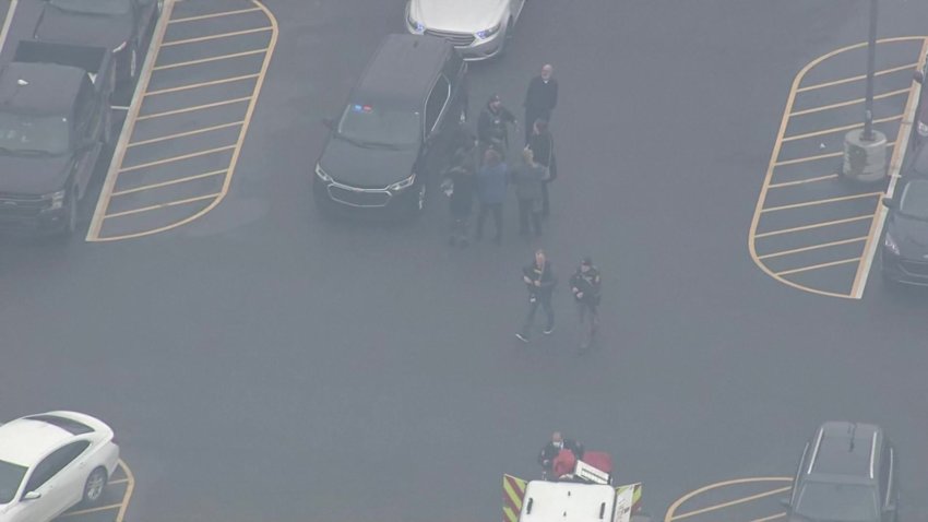 Tres muertos tras tiroteo en escuela de Michigan