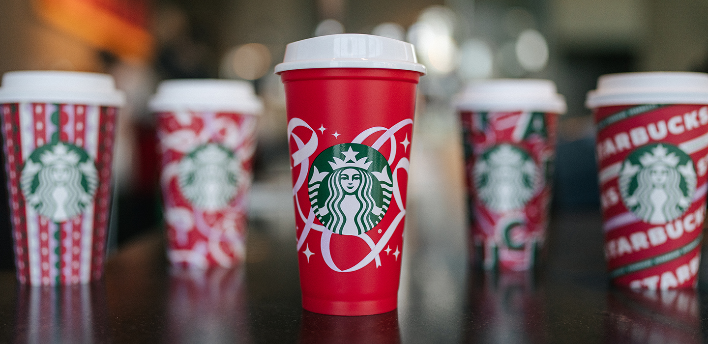 Starbucks está regalando este jueves su tradicional taza de café navideña –  Telemundo El Paso (48)