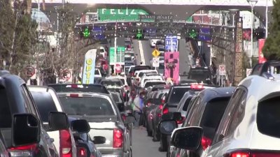 Llega la navidad con reportes de largas filas en puentes internacionales 