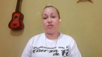 Madre pide por su hijo secuestrado, un cantante guatemalteco