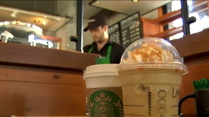 Starbucks dará un giro para que sus clientes generen menos desechos