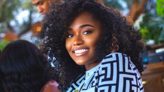 Tiffany James, de 27 años, comenzó la comunidad en línea Modern Blk Girl.