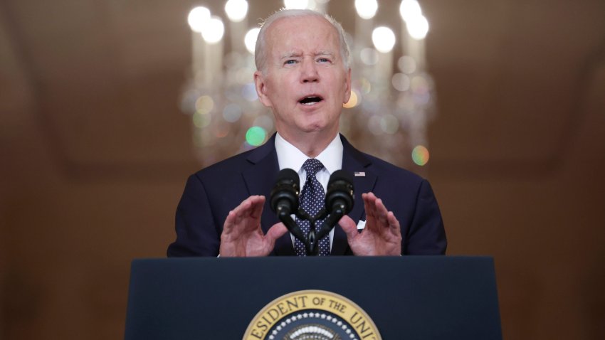 Biden pide al Congreso leyes más estrictas sobre armas de fuego tras tiroteos masivos