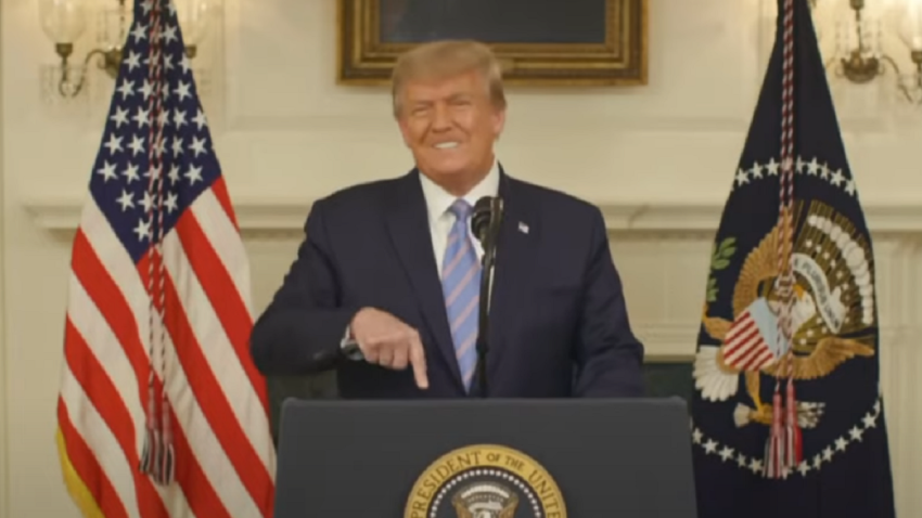 Qué estaba haciendo Trump mientras una turba atacaba el Capitolio el 6 de enero de 2021