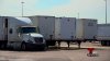 Conductores de camiones de carga en El Paso reaccionan tras el anuncio de implementar puntos de revisión en Texas.