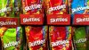 Demandan al fabricante de caramelos Skittles porque “no son aptos para el consumo humano”, según alega la querella lega