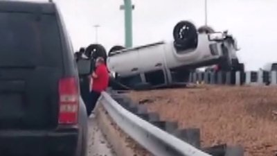 Por la lluvia: Mira cómo quedó este vehículo después de choque en salida a Juárez