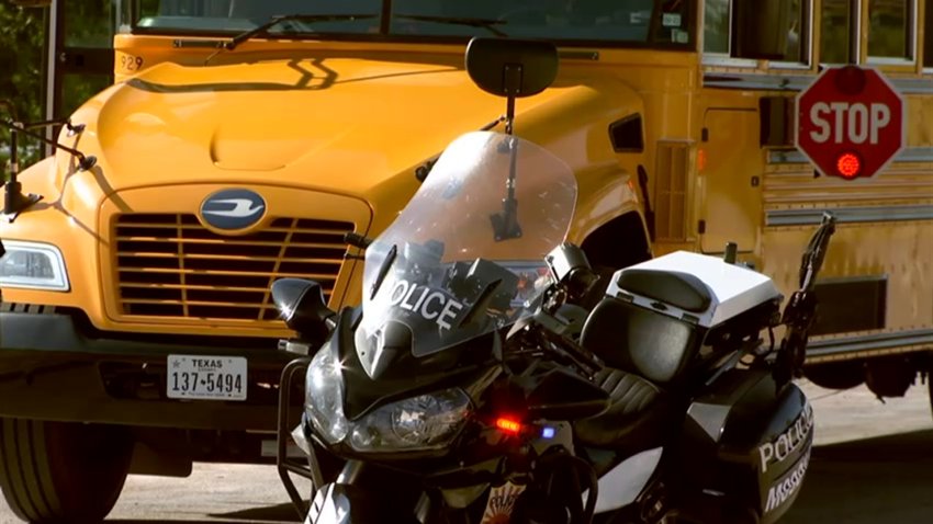 Instan a manejar con precaución en zonas escolares de El Paso