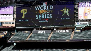 Letrero de la Serie Mundial 2022 en Minute Maid Park en Houston, Texas.