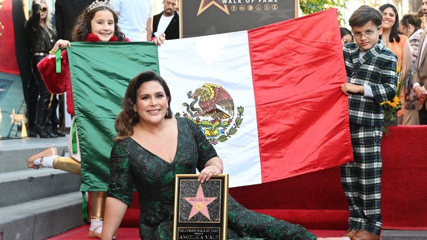 Angélica Vale recibe su estrella en el Paseo de la Fama de Hollywood