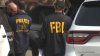 FBI busca a miembro de la pandilla “Chuco Tango” en El Paso; decomisan armas y drogas en operativo