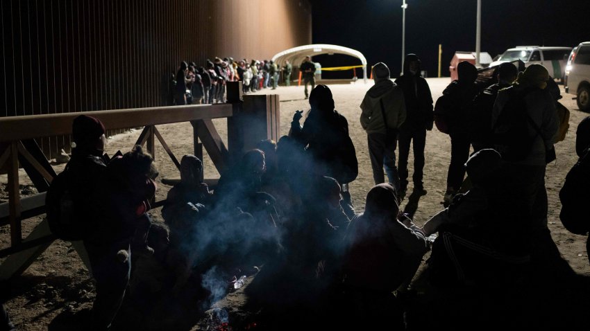 La Corte Suprema mantiene vigente el Título 42, la medida migratoria de Trump