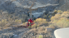 Bomberos de Sunland Park rescatan a excursionista que cayó de montaña