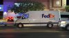 Coyotes clonan camionetas de FedEx para transportar personas migrantes en El Paso