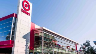 Ubicación moderna del supermercado Target en el Área de la Bahía de San Francisco.