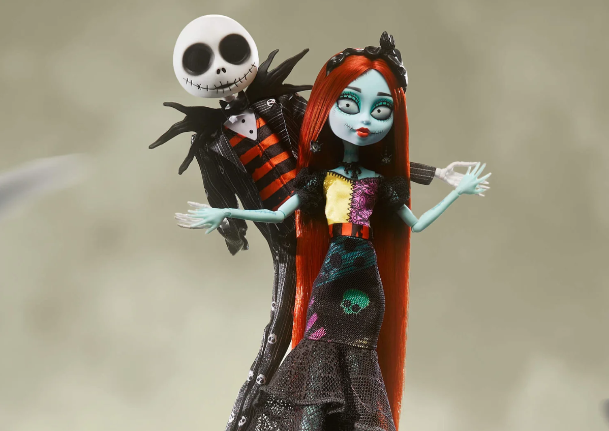 Monster high top muñeca esqueleto