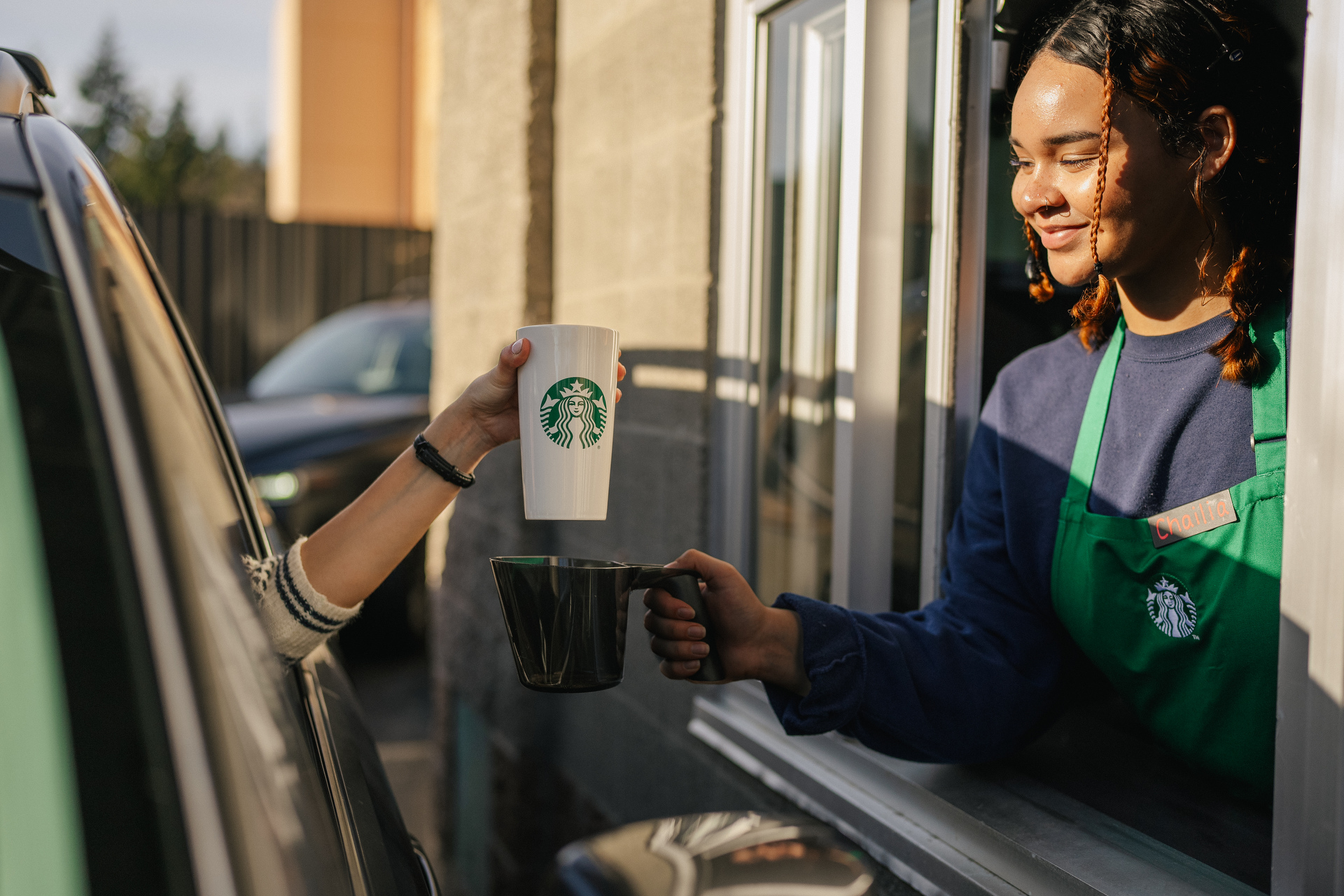 Starbucks México on X: Nuestra nueva taza de temporada no puede faltar en  tu colección. ☕ ✨ ¡Ven por la tuya!  / X