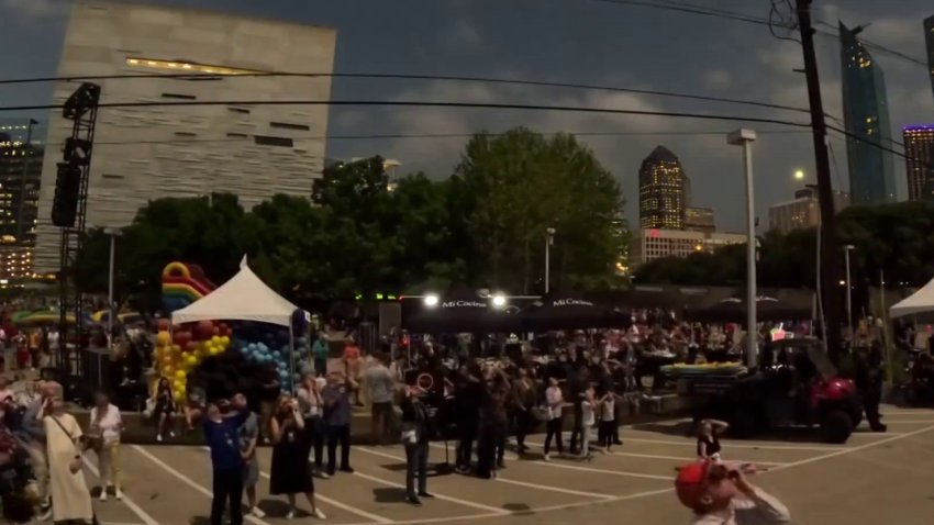 Dallas: Así se vivió el eclipse en el Museo Perot