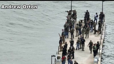 Capturan en el mar a sospechoso de matar a policía