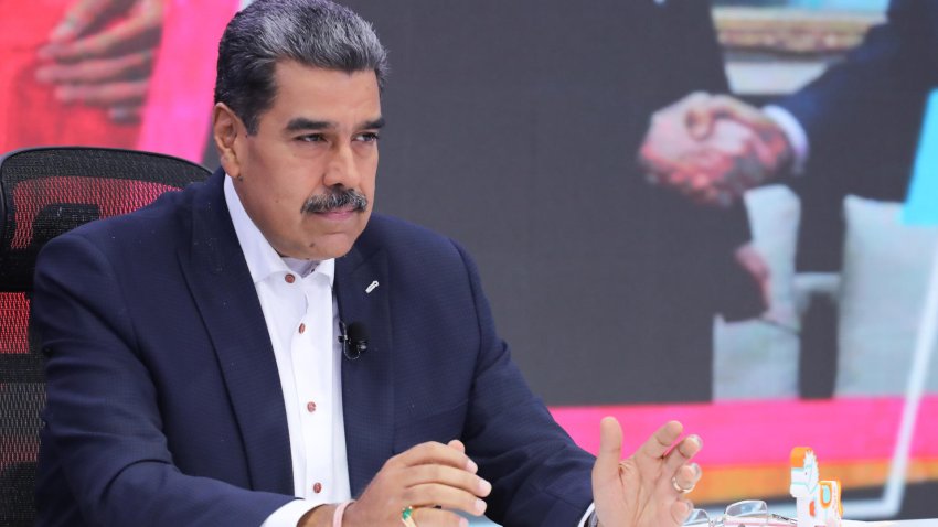 Maduro llama a fortalecer la defensa armada de Venezuela para disuadir "agresiones"