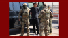 Agentes de ICE entregan a mexicano con múltiples antecedentes