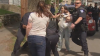 ICE responde tras dramático arresto de madre frente a sus dos hijas y nieto de meses