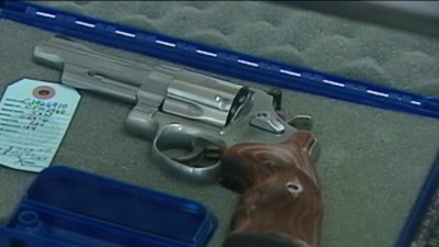 Autoridades advierten sobre la seguridad de las armas en Nuevo México