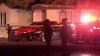 Hombre es baleado por la policía mientras amenazaba con dos cuchillos a su familia