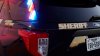 Apunta con arma tras discusión vial y es acusada de dos agresiones agravadas